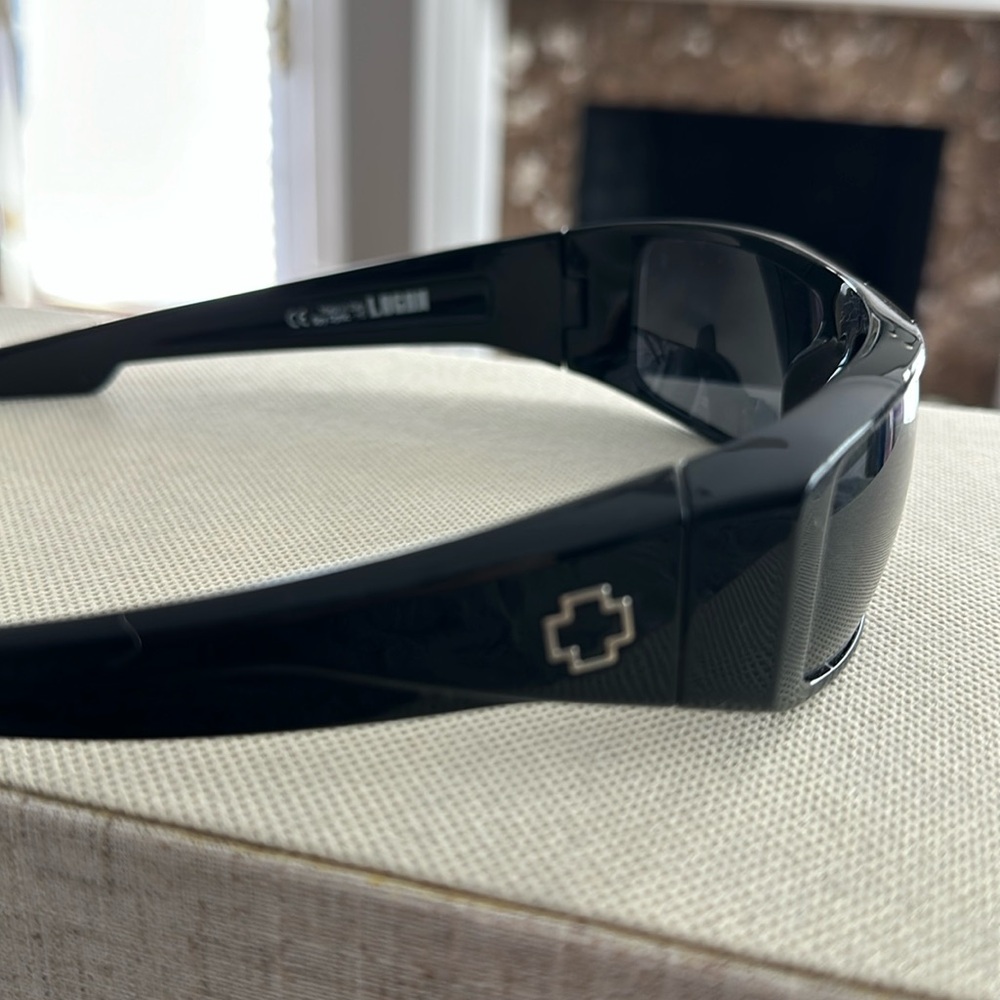 Spy Logan men’s black sunglasses